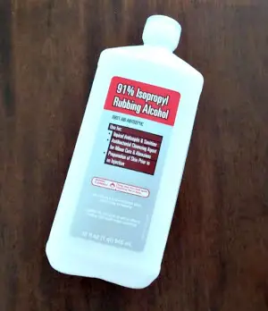 How to Get Alcohol Stains Out of Wood