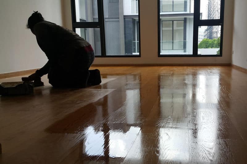 How Many Coats of Polyurethane on Wood Floors - Johnny Counterfit