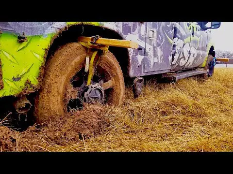 How to Get a Truck Out of Mud With Wood