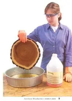 How to Preserve Wood Slices for Centerpieces