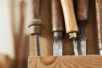 How to Carve Wood Without Tools