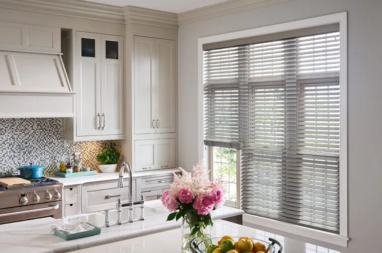 Are Wood Blinds in Style