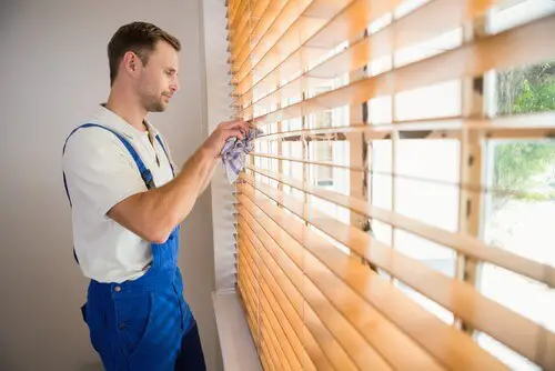 How to Clean Wood Blinds Easy