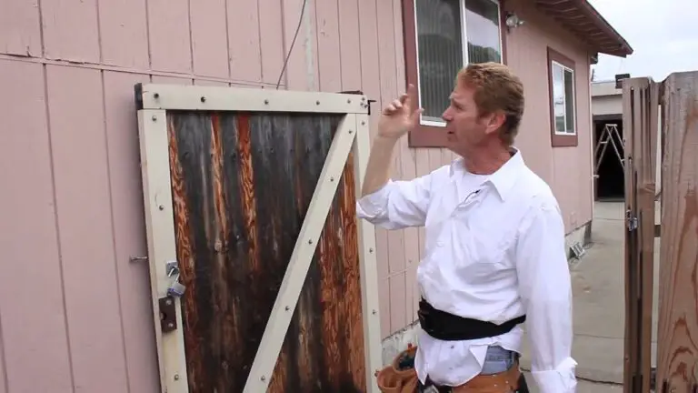 How to Apply Stucco to Wood