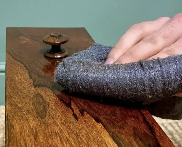 How to Clean Grime off Antique Wood Furniture