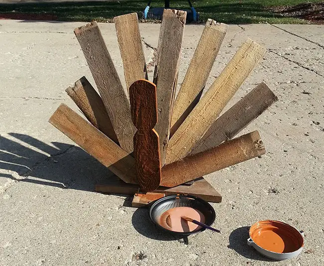 How to Make a Turkey Out of Wood