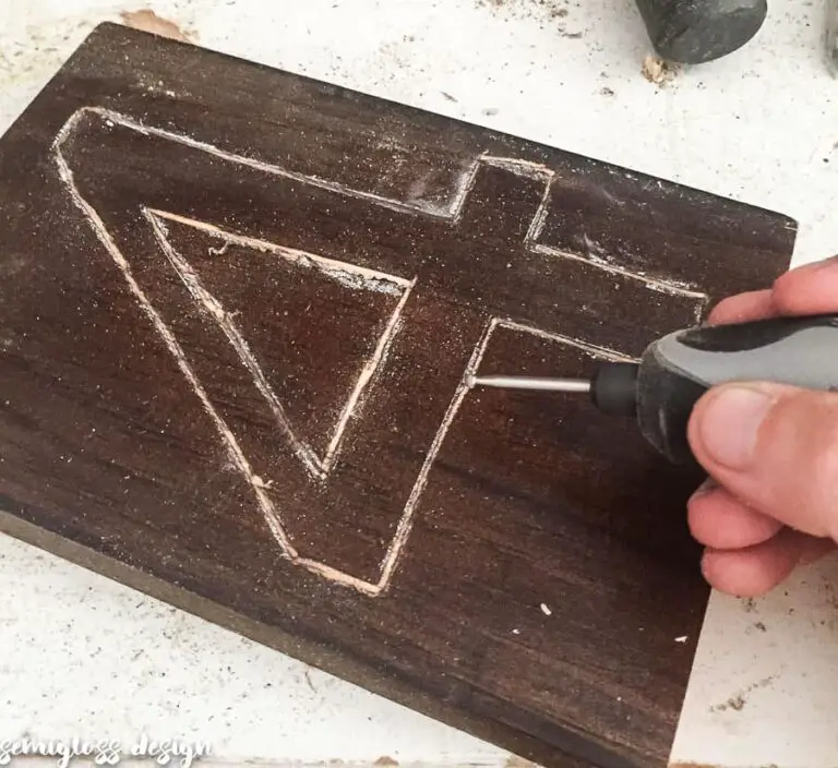 How to Make Carved Wood Signs