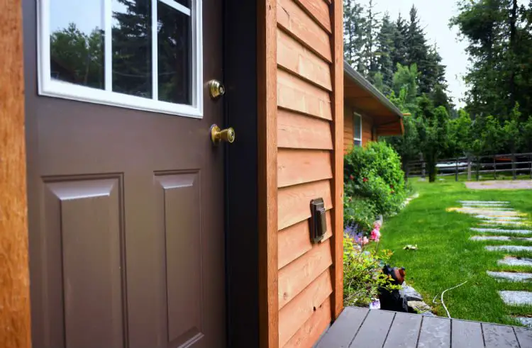 What Exterior Colors Look Good With Cedar Wood  : Enhancing Your Cedar’s Beauty